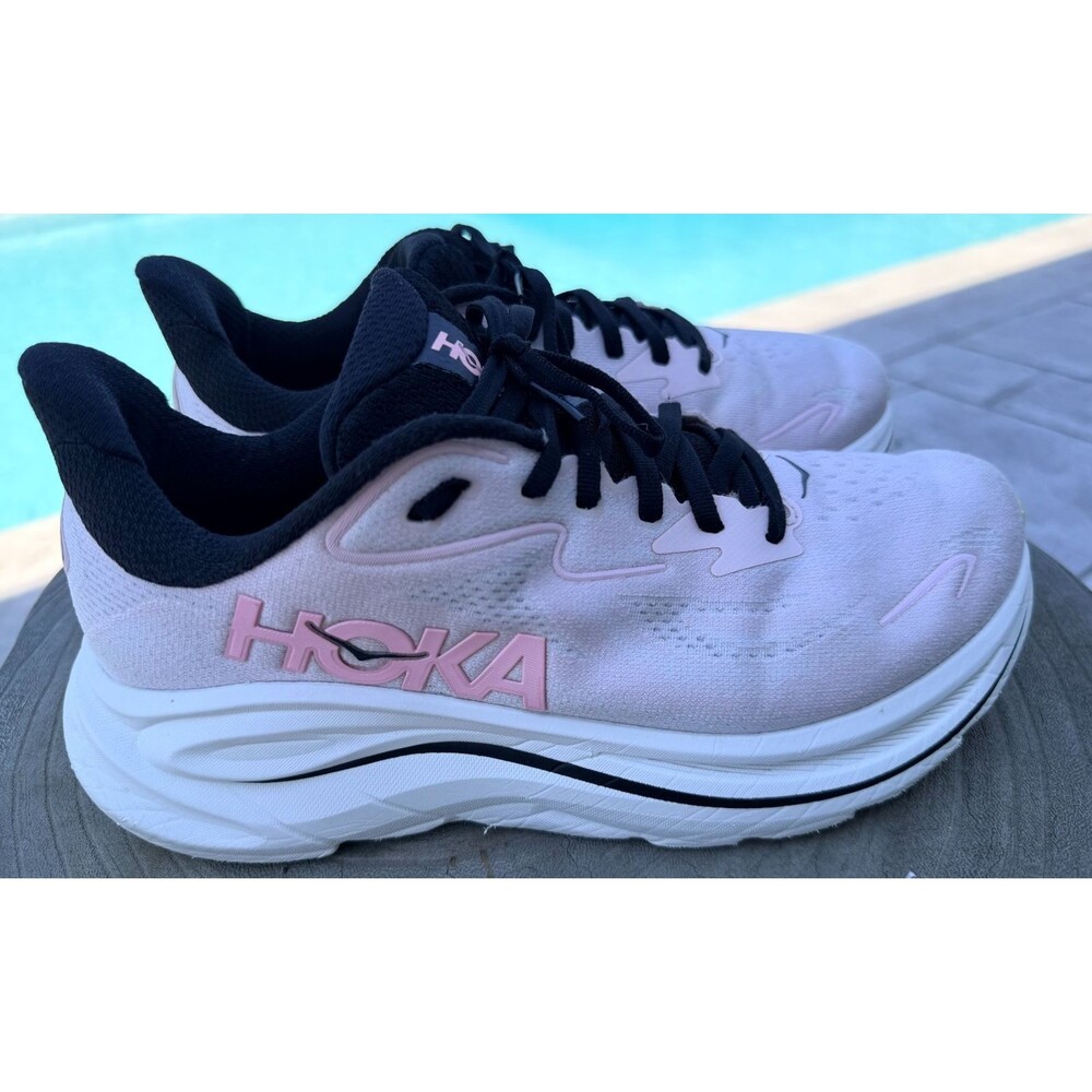 Hoka One One Clifton 10 Carnation/Pink Running Sneakers Womens Size 8.5B